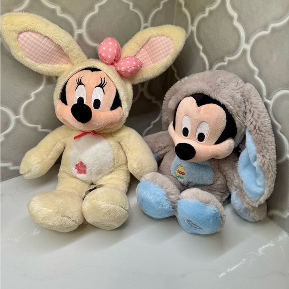 Mickey and Minnie Mouse bunny plush animals - Picture 9 of 10